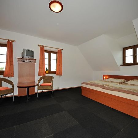 Penzion Praktik Krumlov Prisecna Luaran gambar